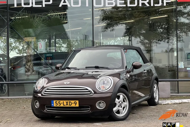 MINI Cabrio (2010)