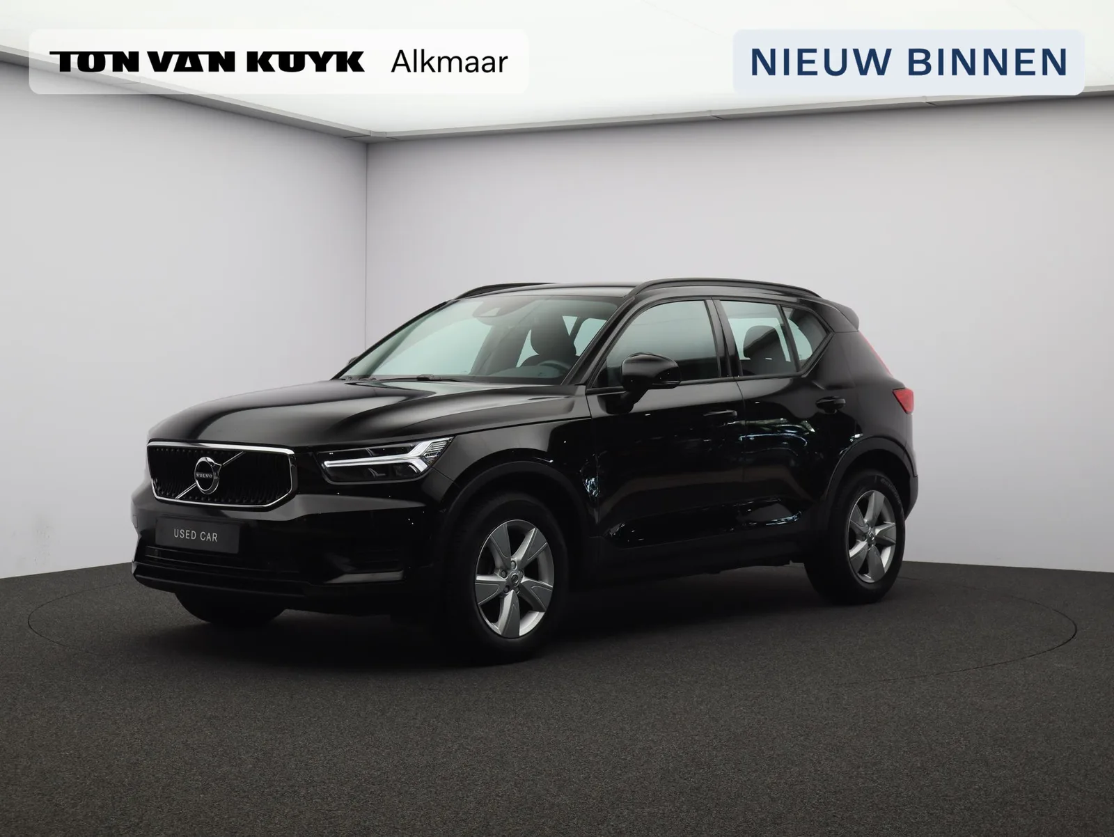 Volvo XC40 (2021) — foto 1