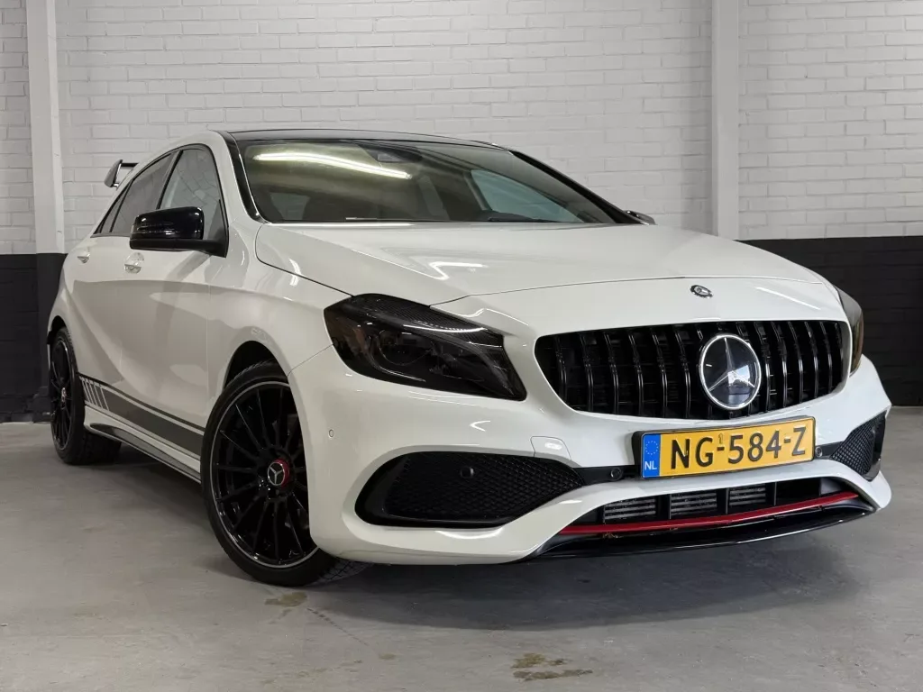 Mercedes-Benz A-Klasse (2015) — foto 1