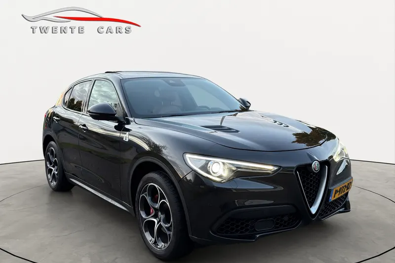 Alfa Romeo Stelvio (2019)