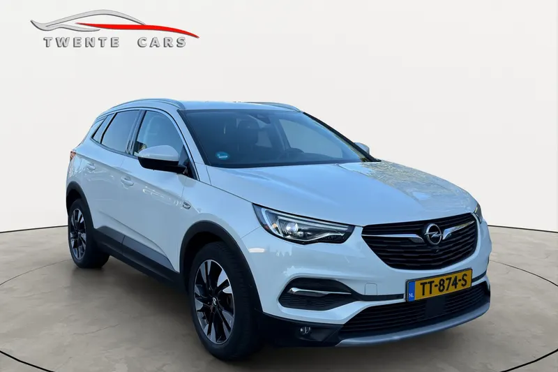Opel Grandland (2017)