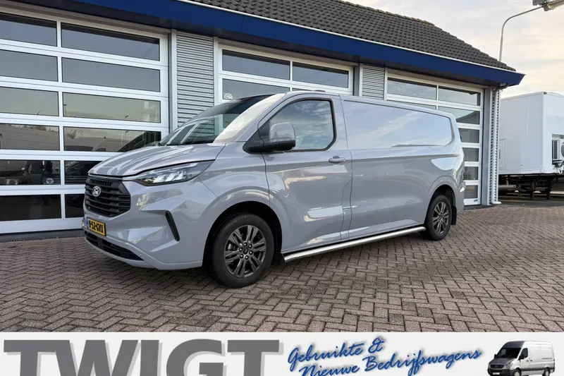 Ford Transit Custom (2024)