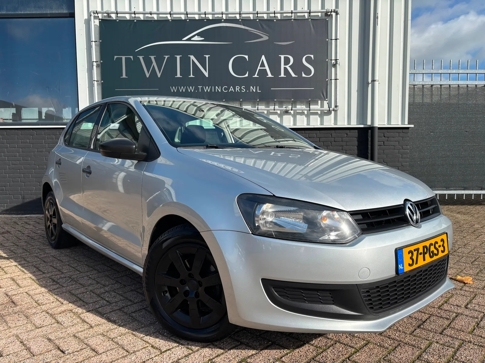 Volkswagen Polo (2011) — foto 1