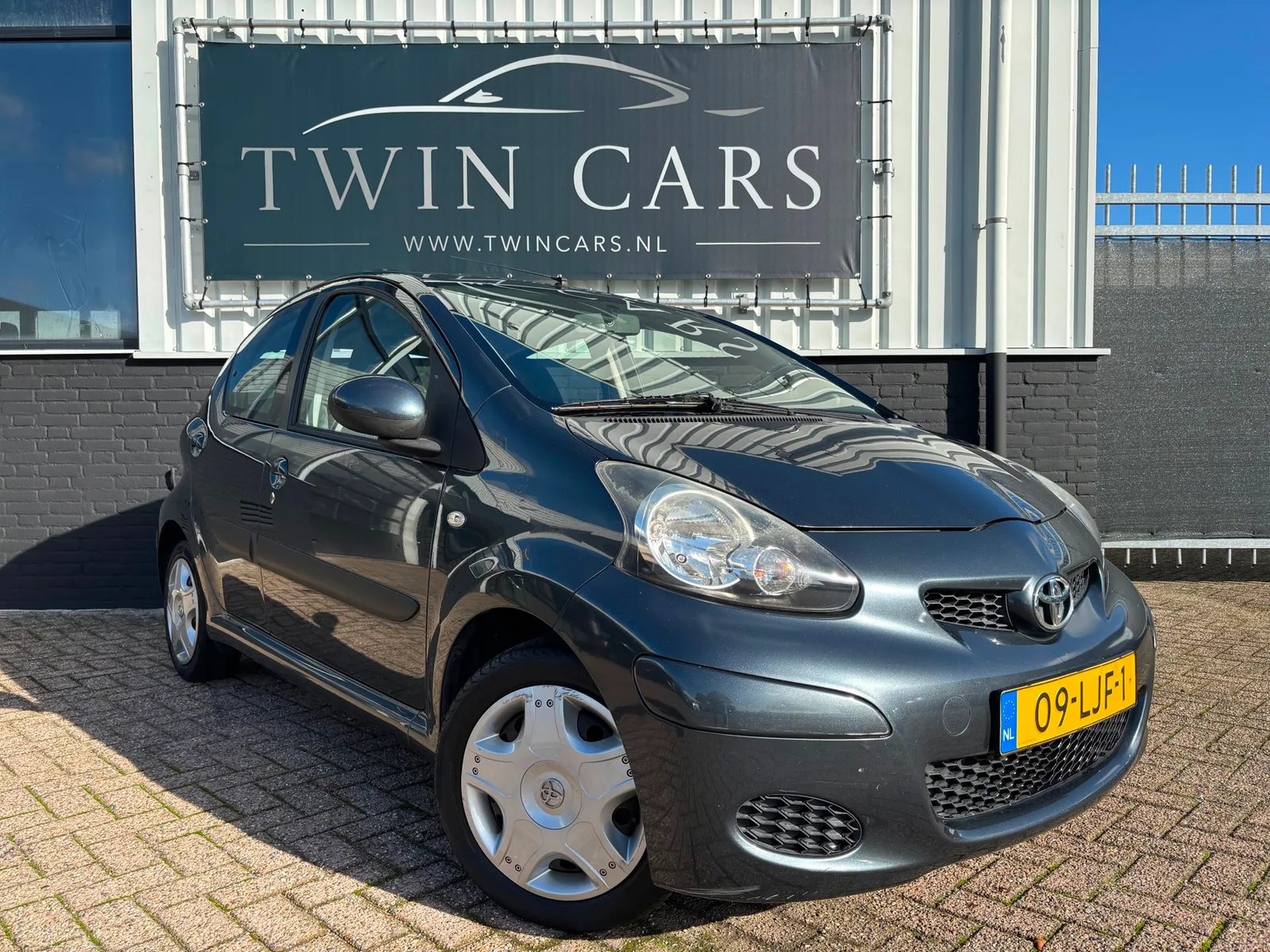 Toyota Aygo (2010) — foto 1