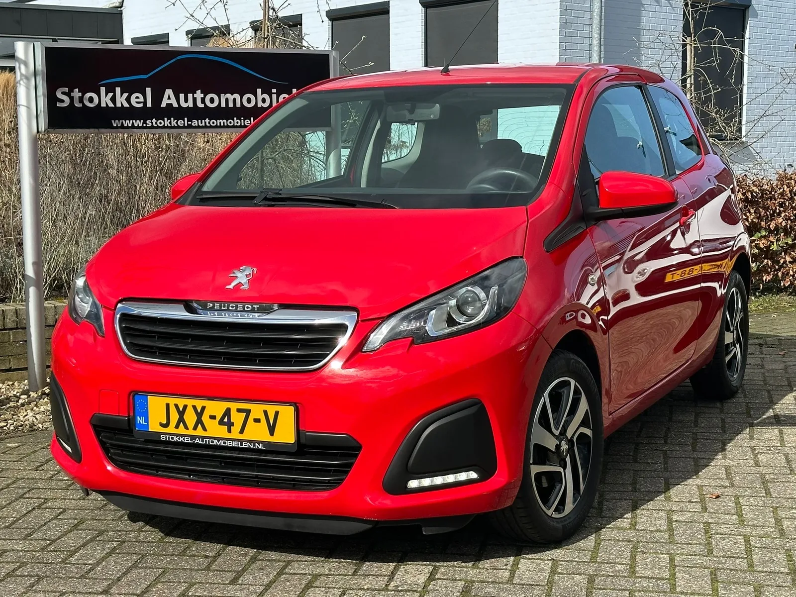 Peugeot 108 (2014) — foto 1
