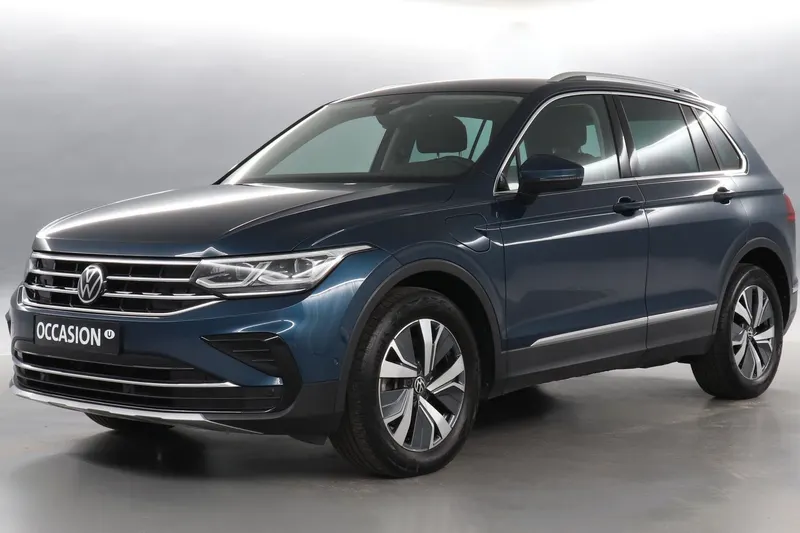Volkswagen Tiguan (2022)