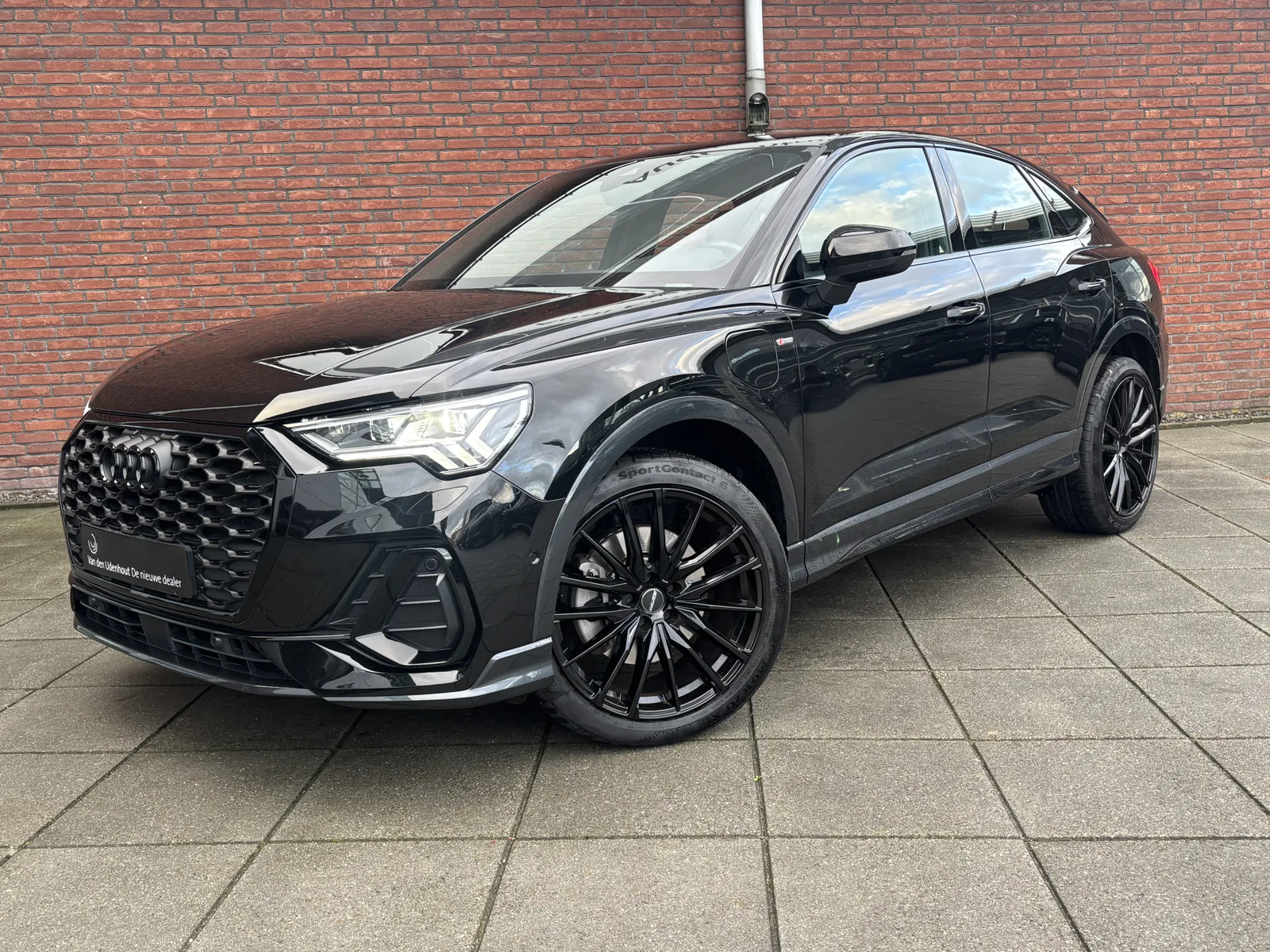 Audi Q3 Sportback (2023) — foto 1