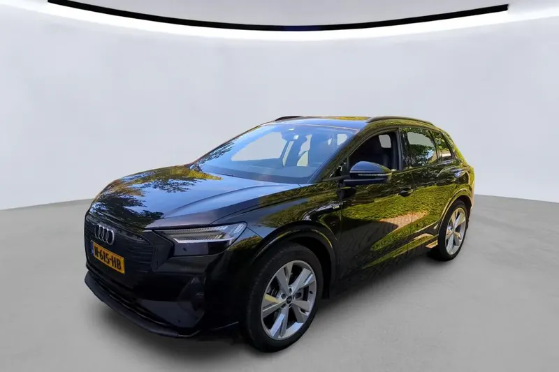 Audi Q4 e-tron (2021)