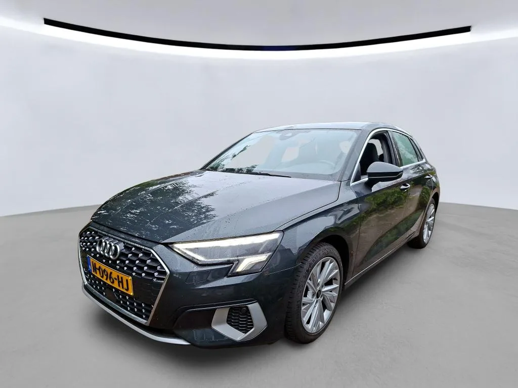 Audi A3 (2021) — foto 1