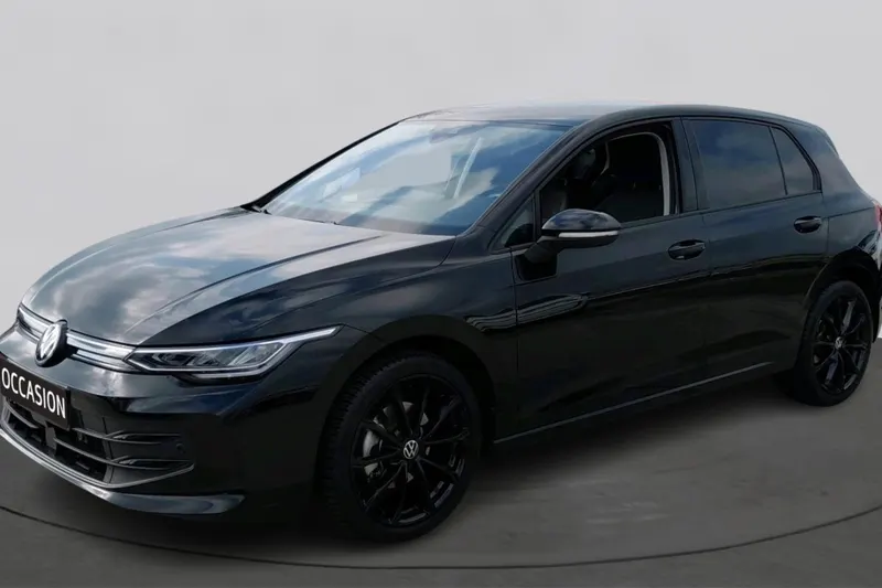 Volkswagen Golf (2024)