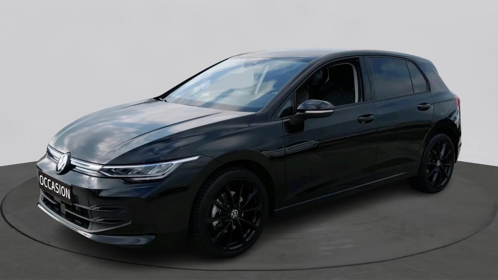 Volkswagen Golf (2024) — foto 1