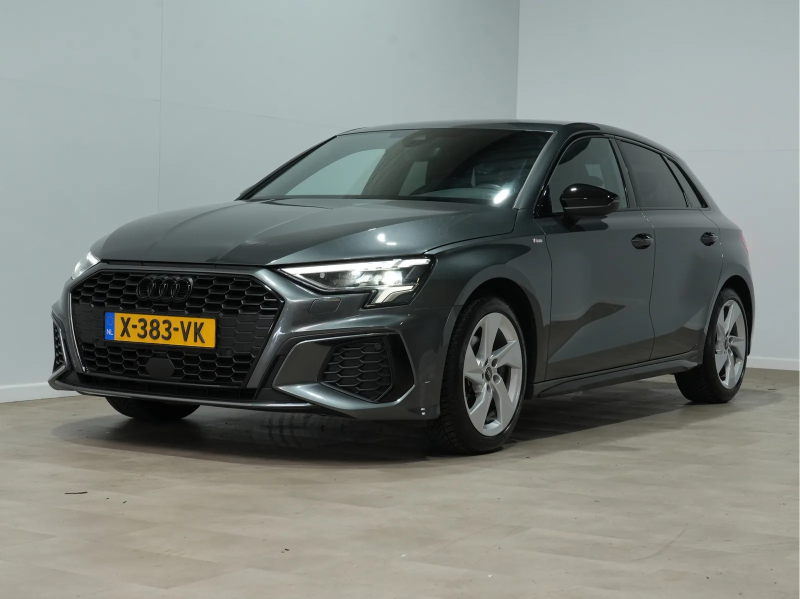 Audi A3 (2024) — foto 1
