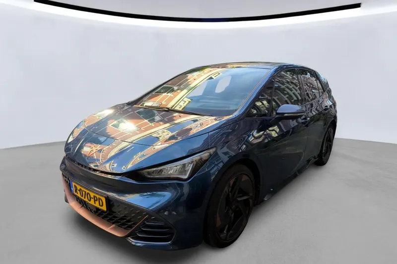 CUPRA Born (2022)