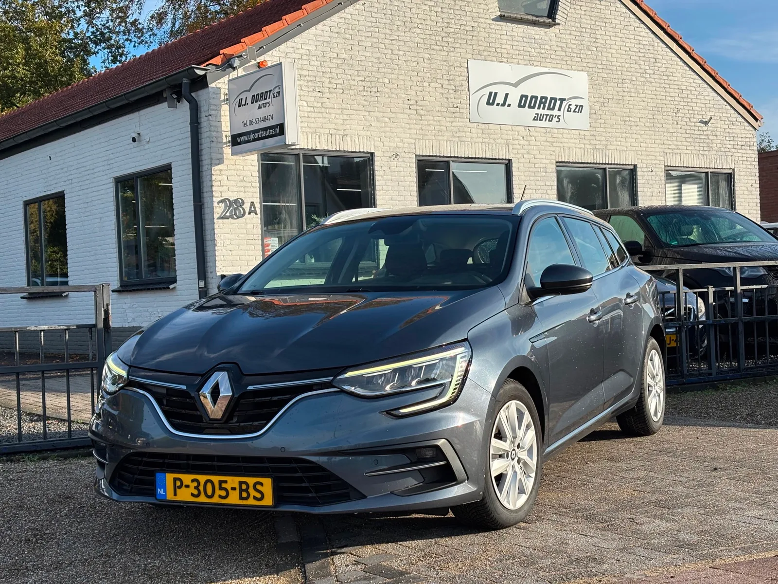 Renault Mégane (2021) — foto 1