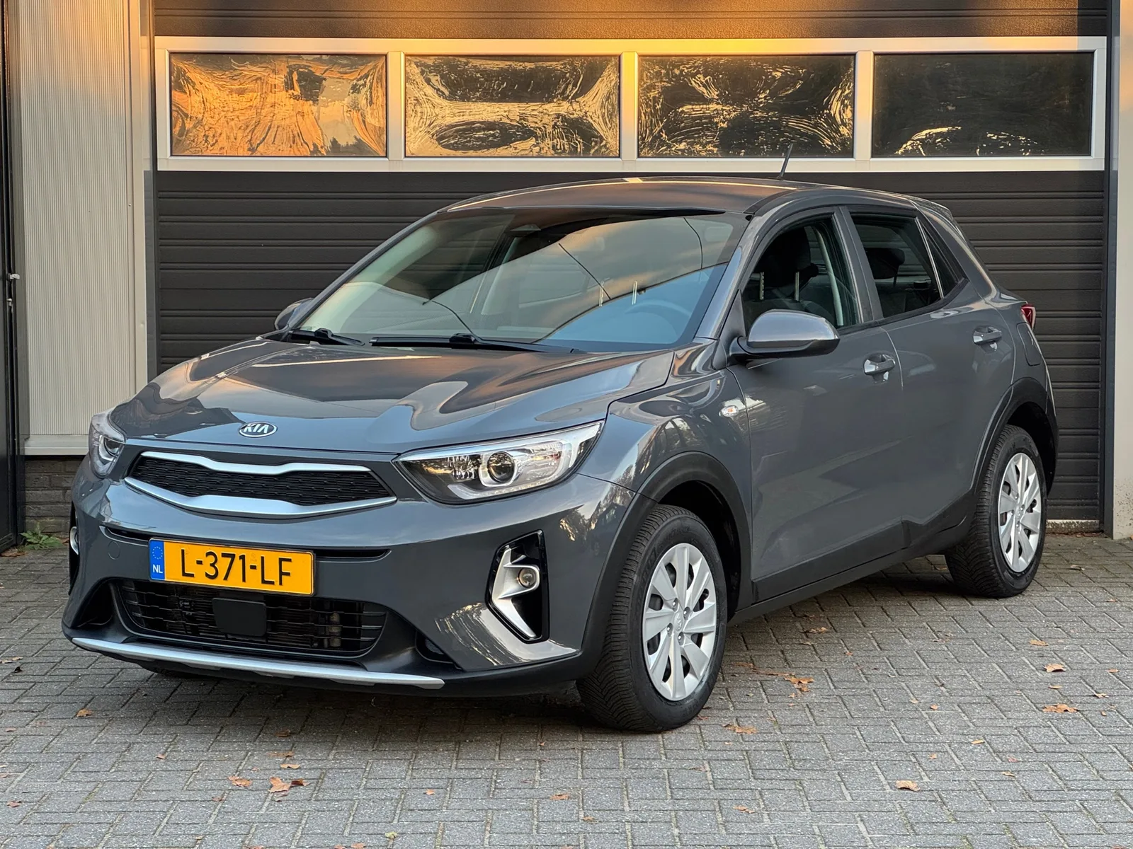 Kia Stonic (2021) — foto 1