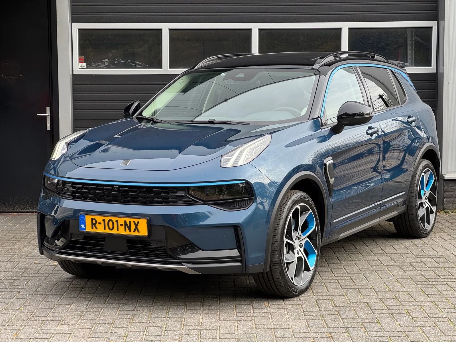 Lynk & Co 01 (2022) — foto 1