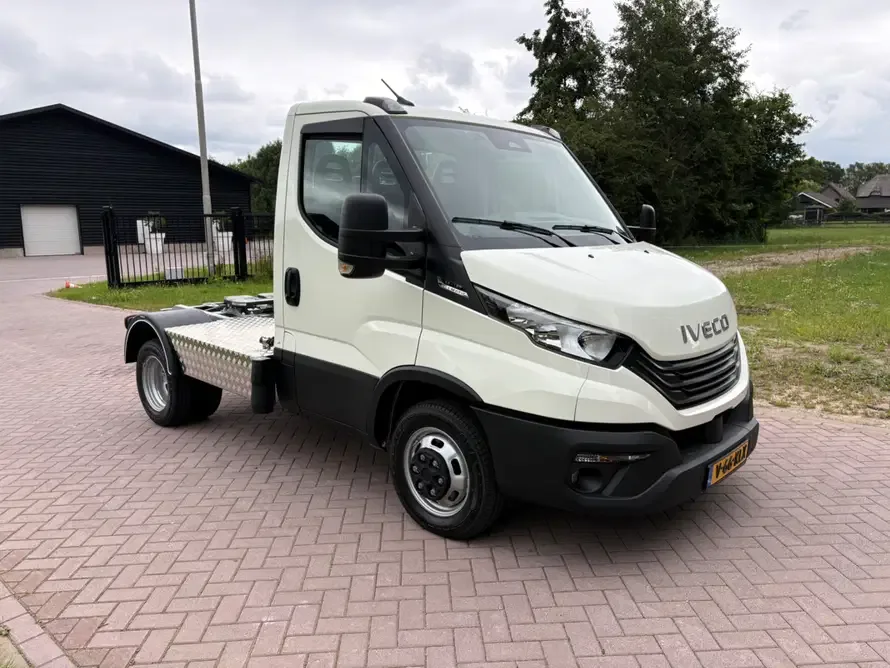 Iveco Daily (2024) — foto 1