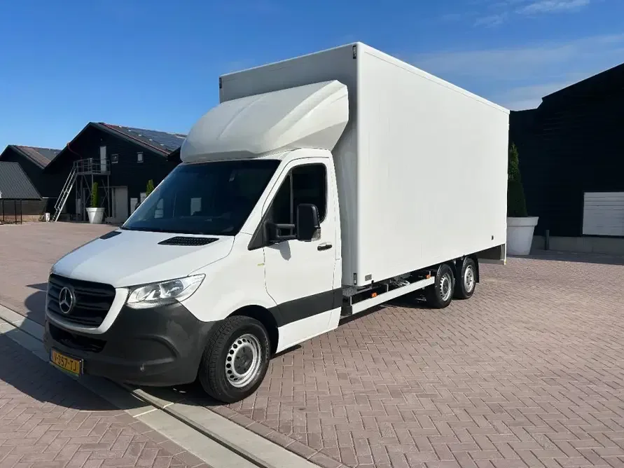 Mercedes-Benz Sprinter (2018) — foto 1