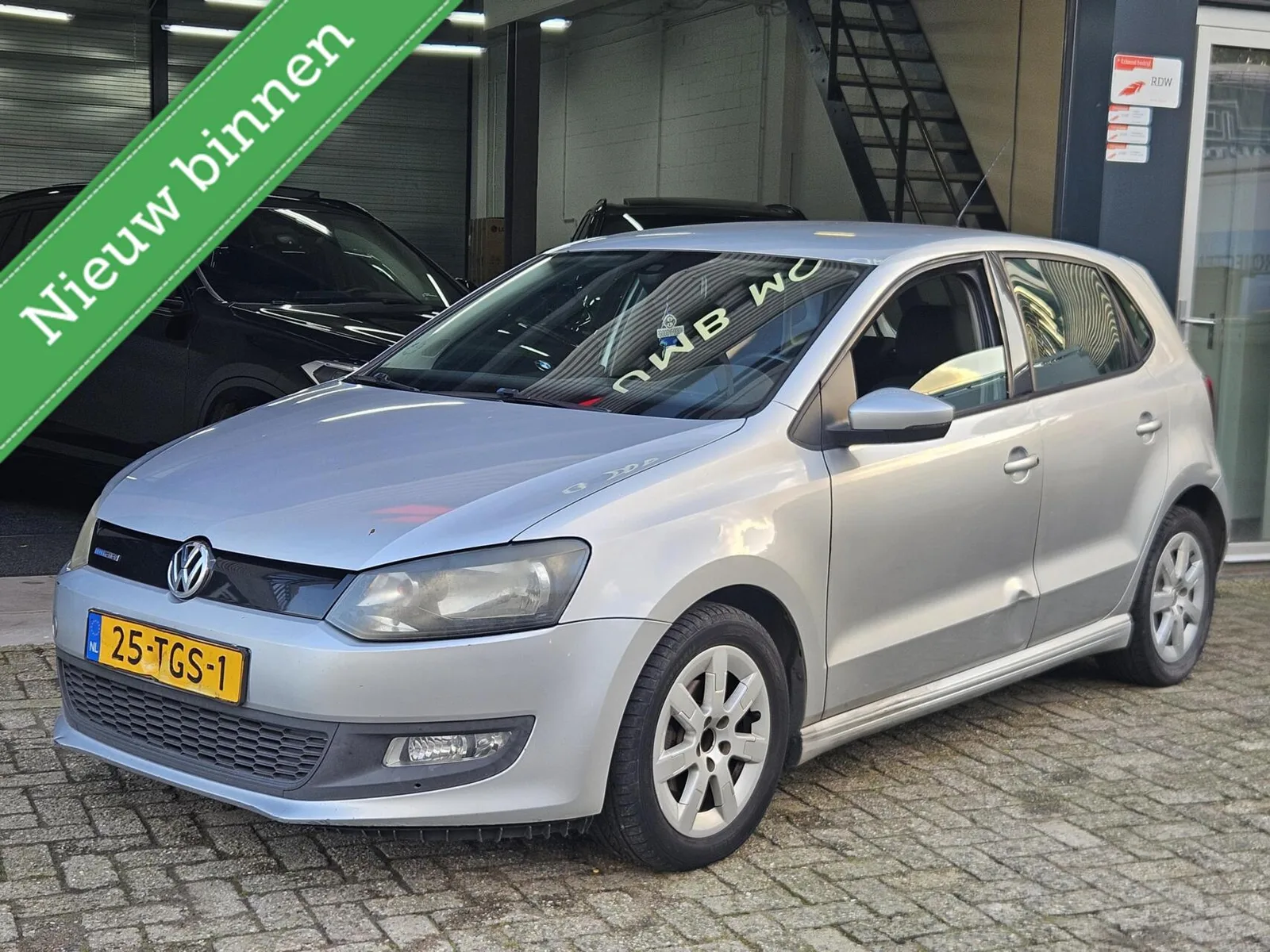Volkswagen Polo (2011) — foto 1