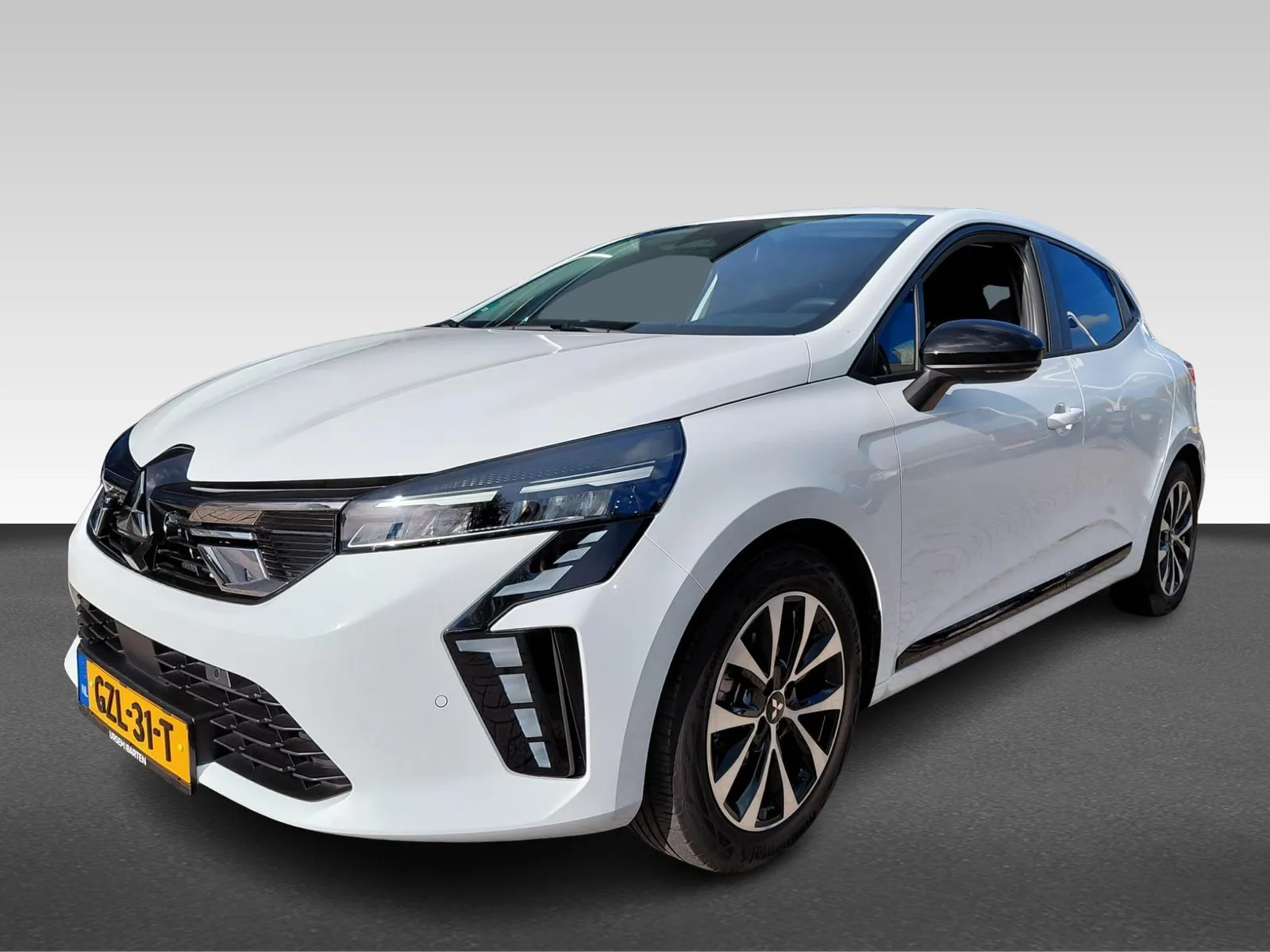 Mitsubishi Colt (2025) — foto 1