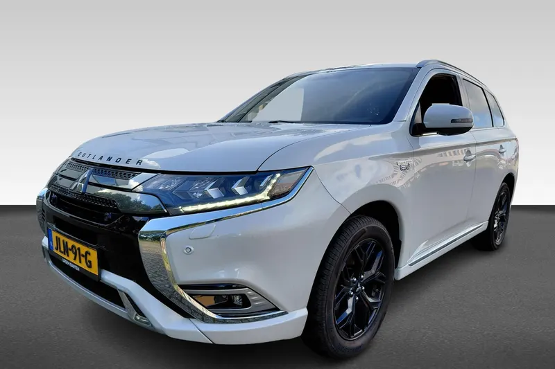 Mitsubishi Outlander (2021)