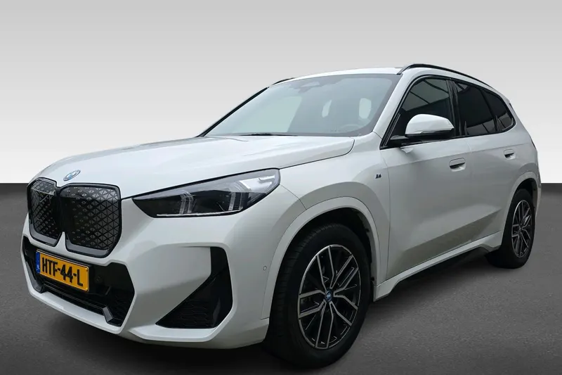 BMW iX1 (2025)