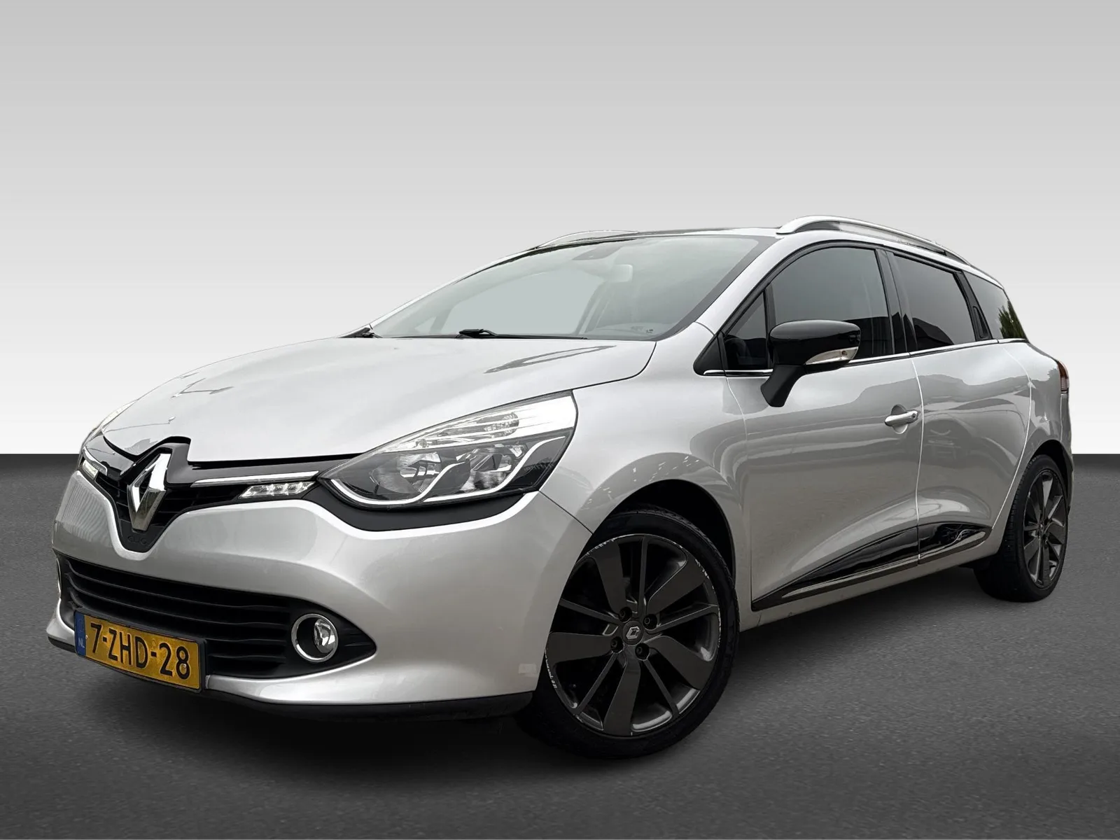 Renault Clio (2015) — foto 1
