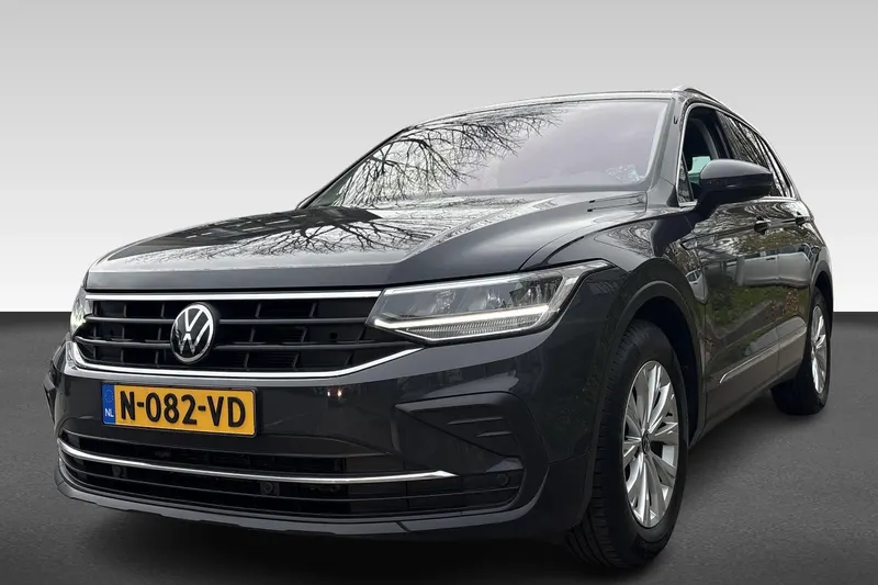 Volkswagen Tiguan (2022)