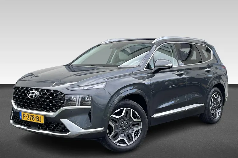 Hyundai Santa Fe (2022)