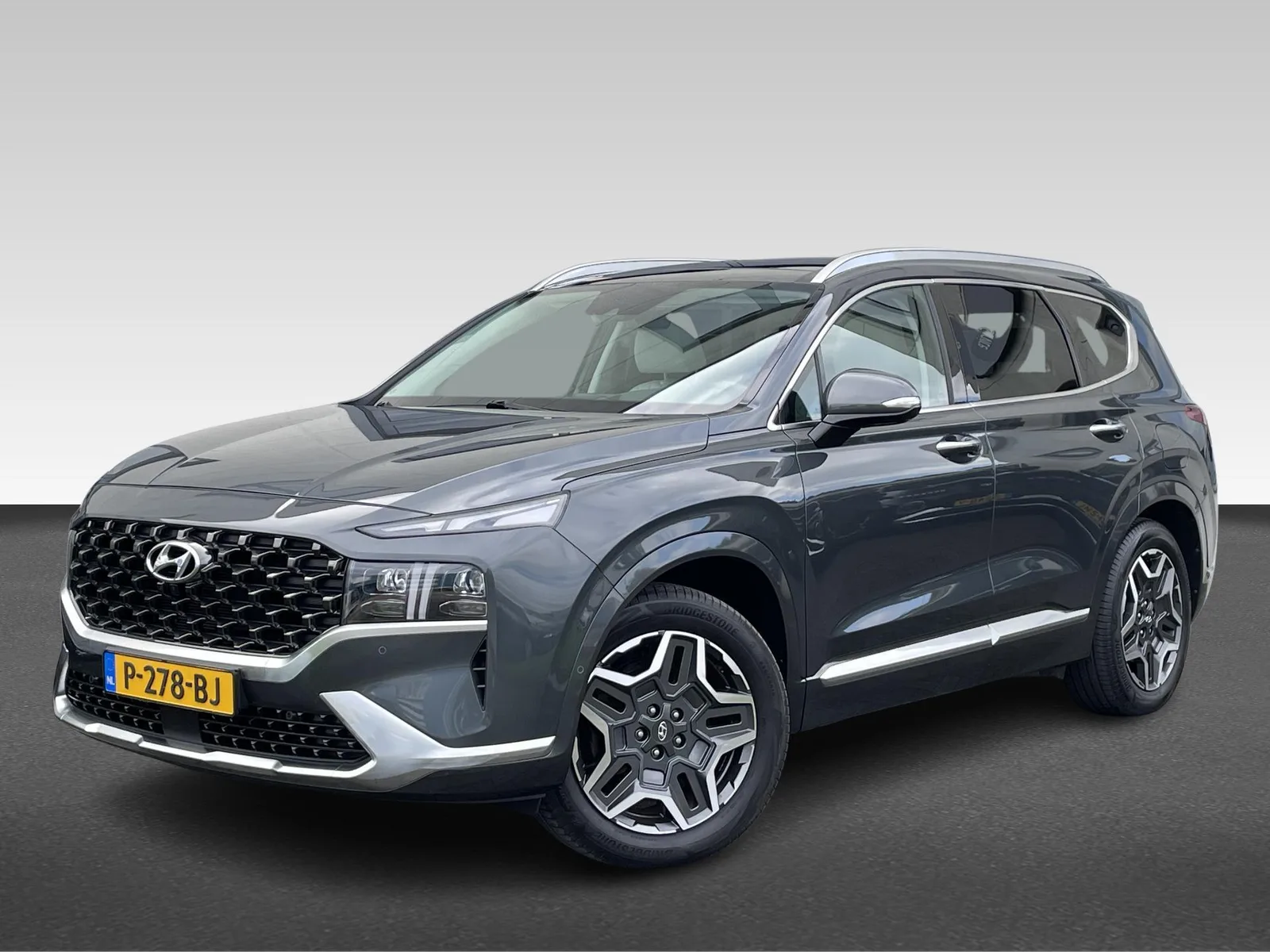 Hyundai Santa Fe (2022) — foto 1