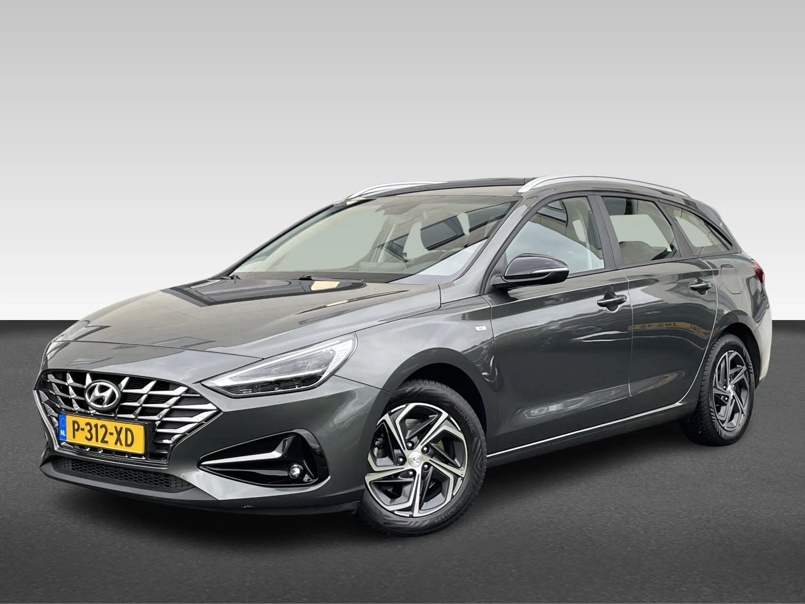 Hyundai i30 (2022) — foto 1