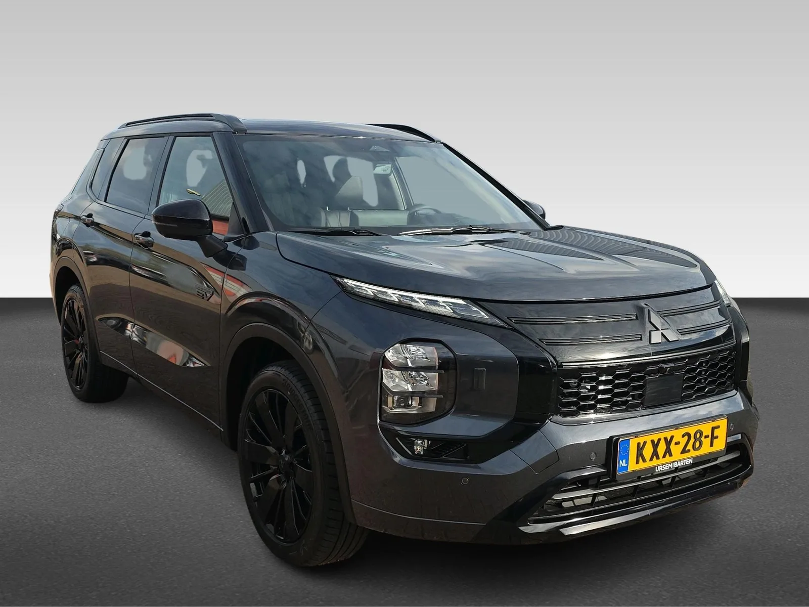 Mitsubishi Outlander (2026) — foto 1