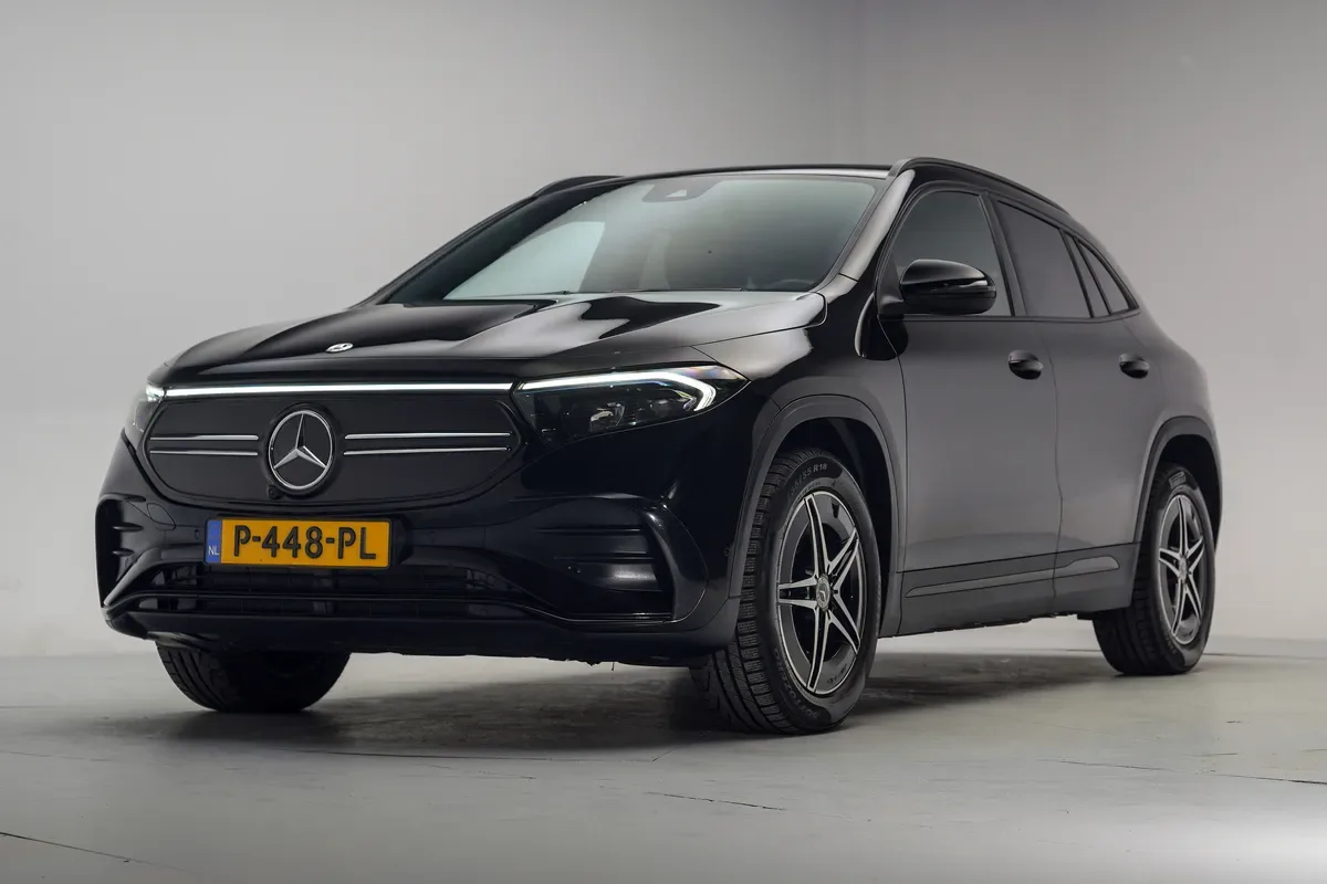 Mercedes-Benz EQA (2022) — foto 1