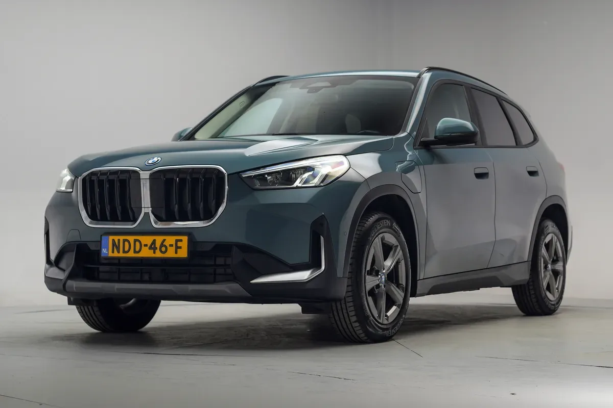 BMW X1 (2023) — foto 1