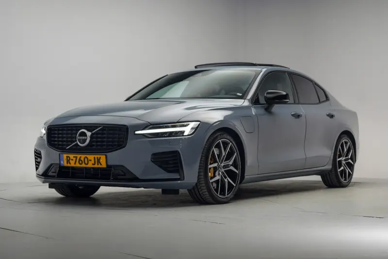 Volvo S60 (2022)