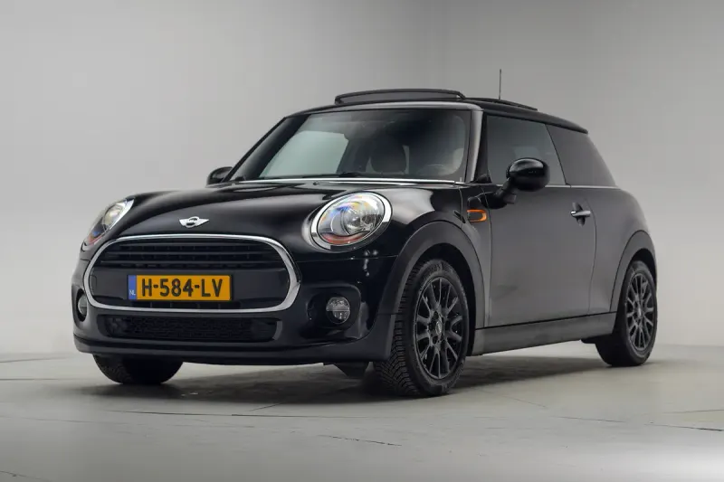 MINI One (2017)