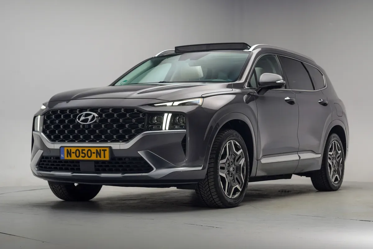 Hyundai Santa Fe (2021) — foto 1