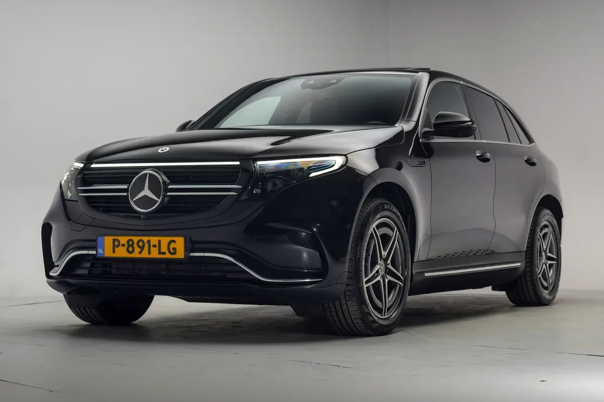 Mercedes-Benz EQC (2020) — foto 1