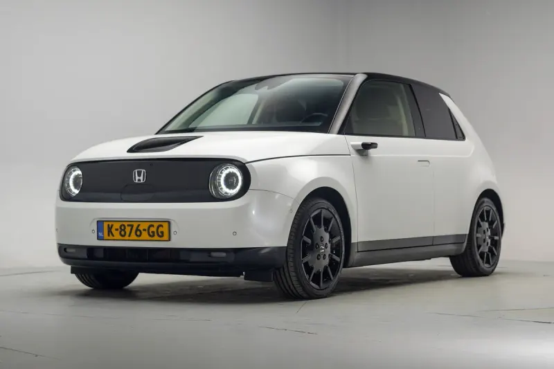 Honda E (2020)
