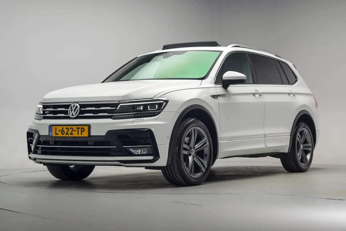 Volkswagen Tiguan (2021) — foto 1