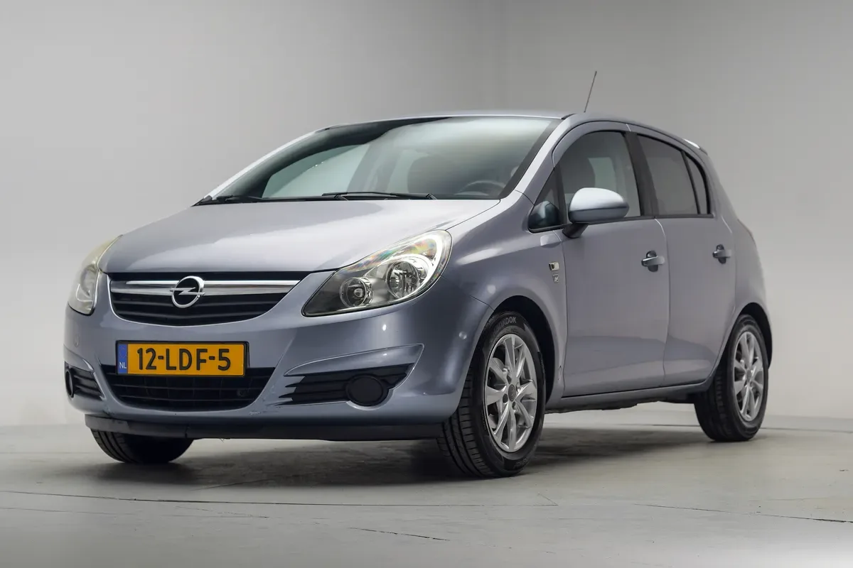 Opel Corsa (2010) — foto 1