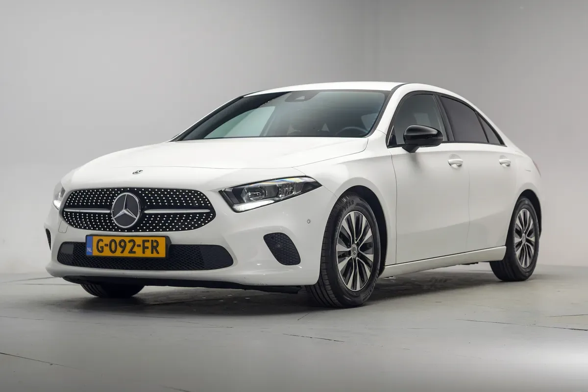 Mercedes-Benz A-Klasse (2019) — foto 1
