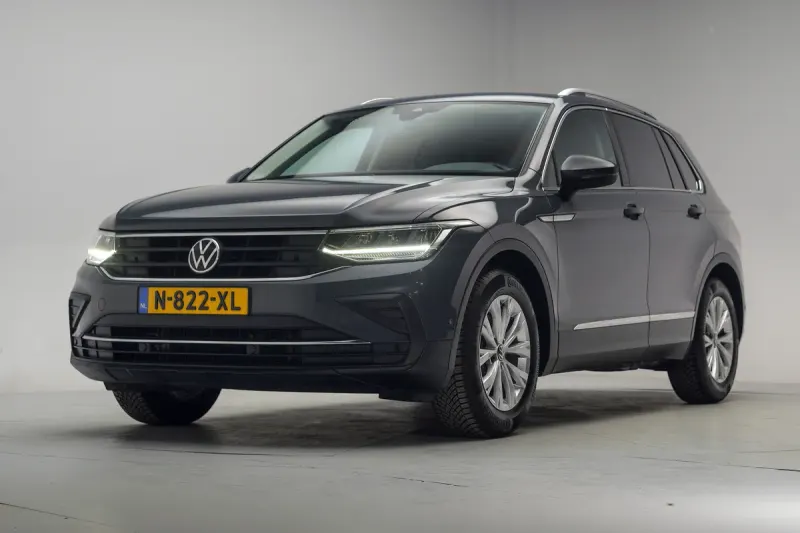 Volkswagen Tiguan (2022)