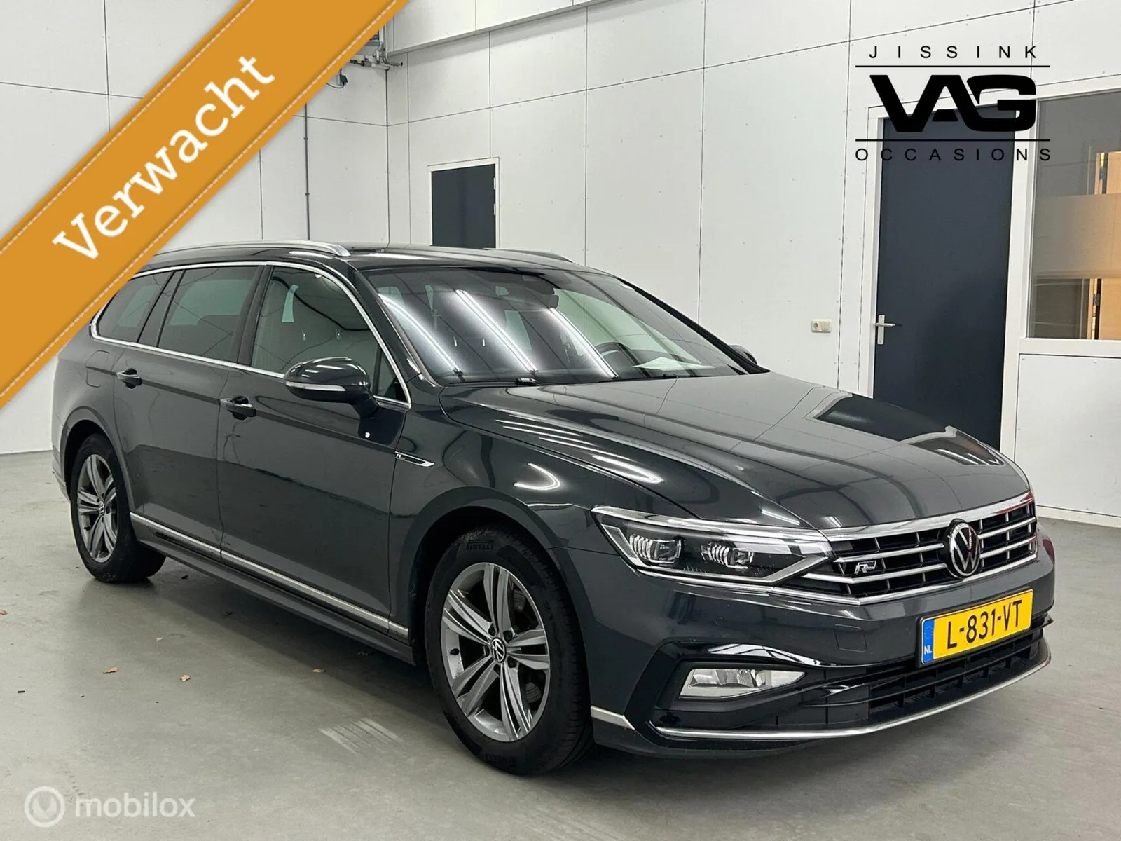 Volkswagen Passat (2021) — foto 1