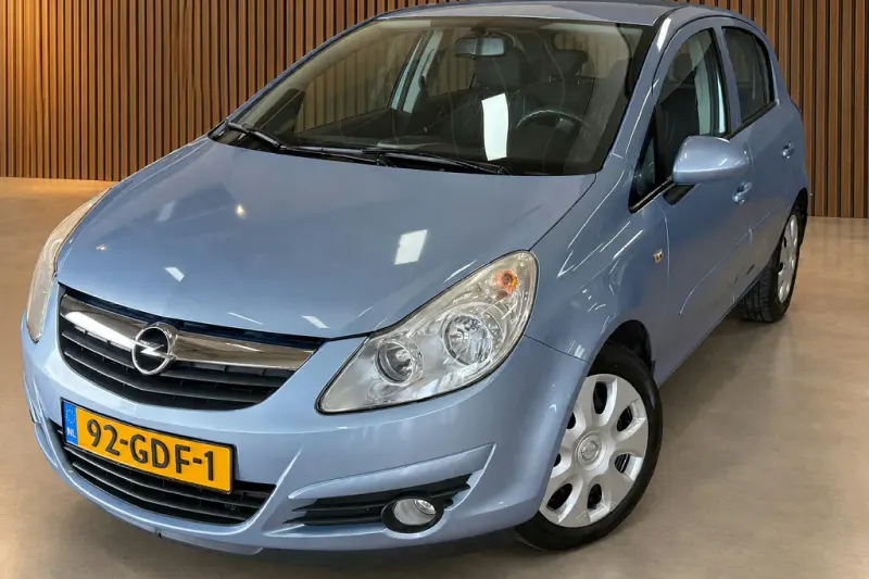 Opel Corsa (2008)