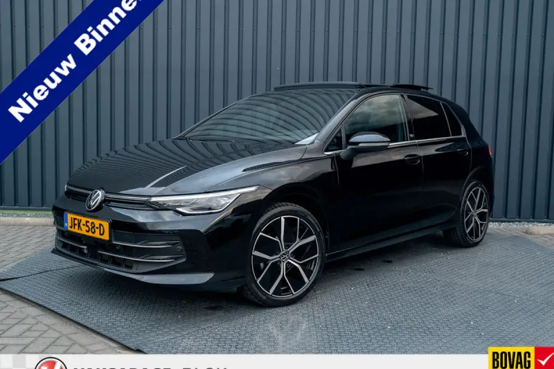 Volkswagen Golf (2025)