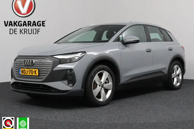 Audi Q4 e-tron (2023)