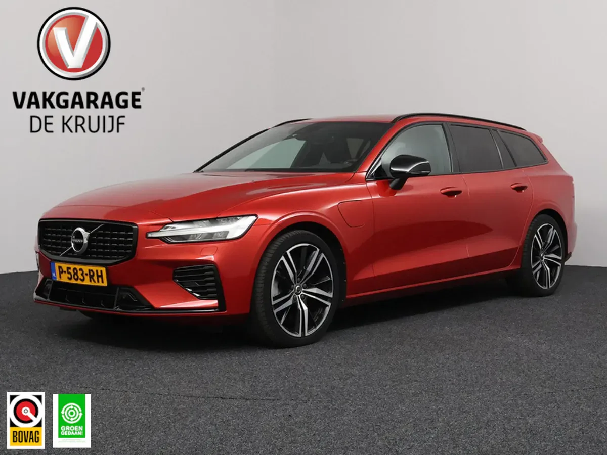 Volvo V60 (2022) — foto 1