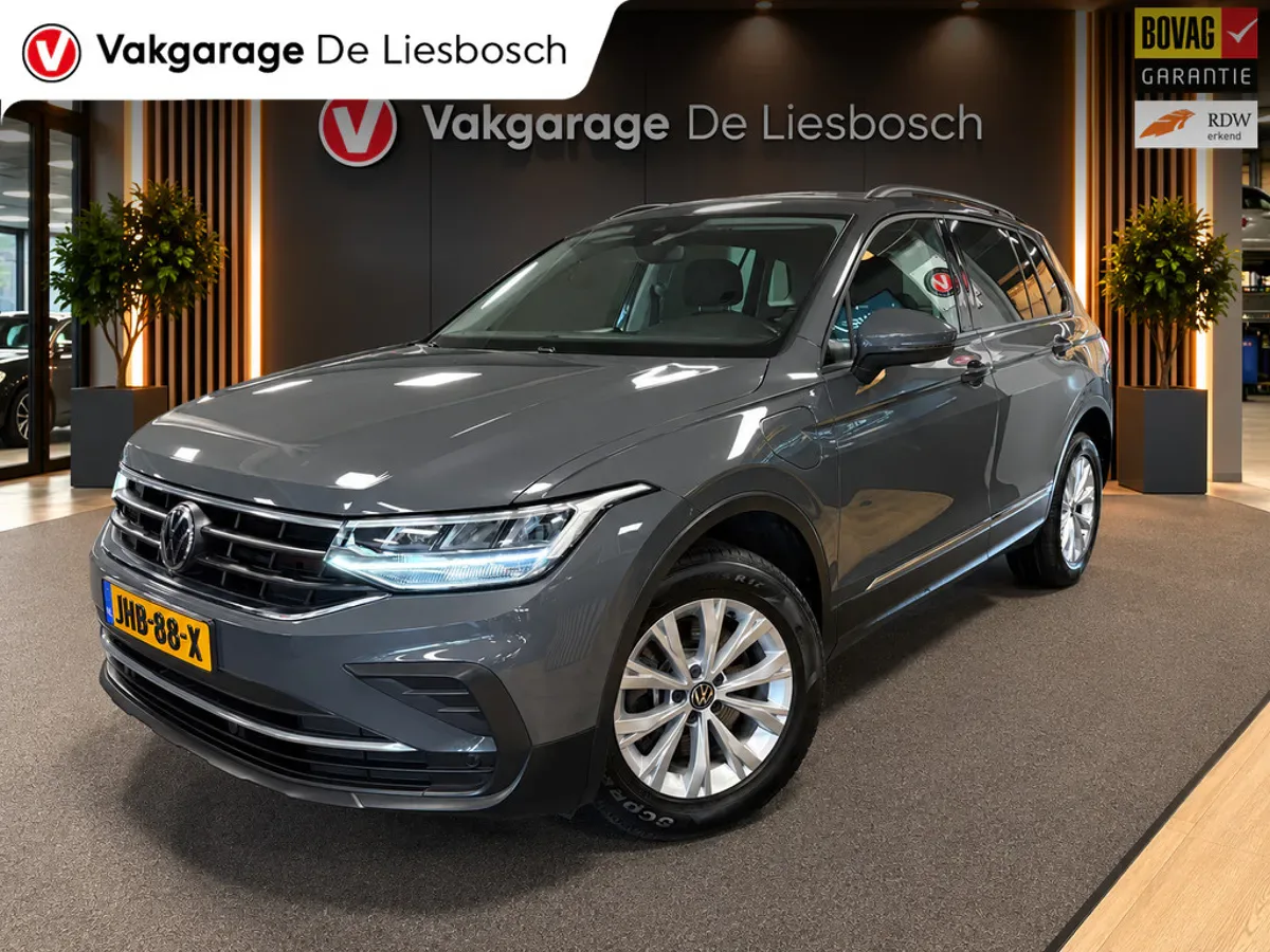 Volkswagen Tiguan (2022) — foto 1