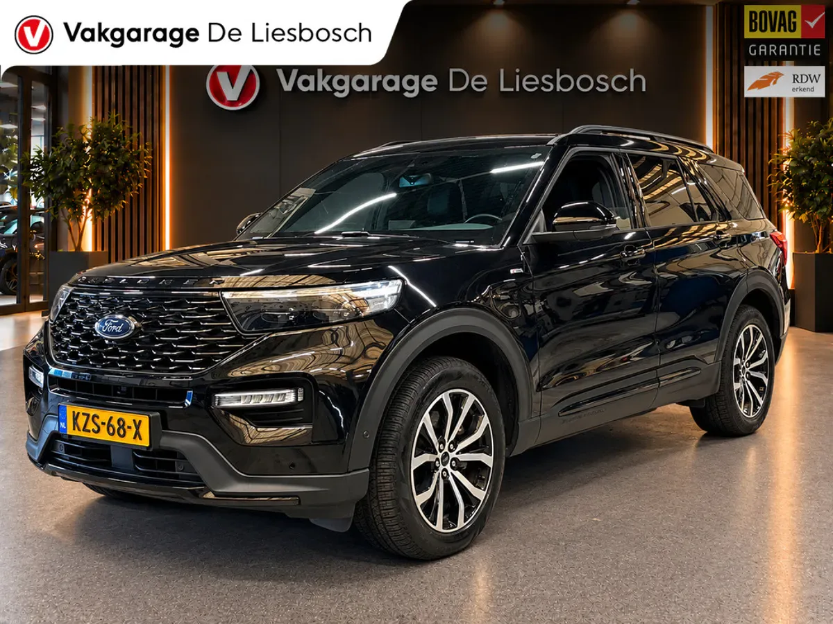 Ford Explorer (2022) — foto 1